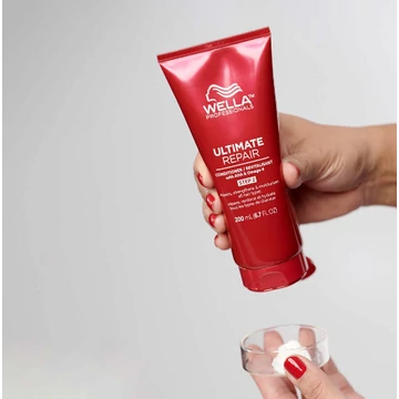 Wella Professional Ultimate Deep Conditioner (Step 2) 200 ml